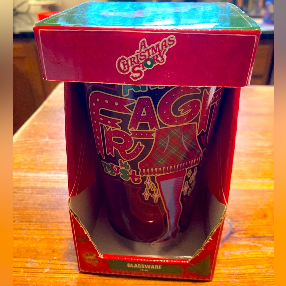 A Christmas story leg lamp 16 ounce glass fragile must be Italian new inbox,